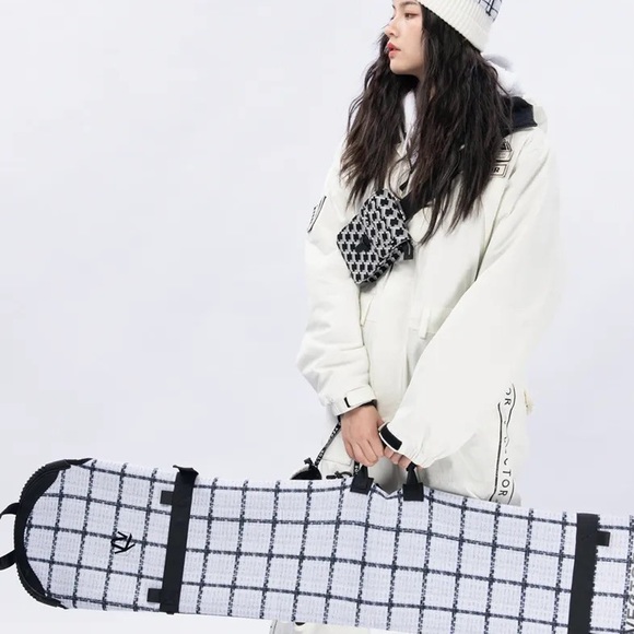 vector Handbags - new! waterproof snowboard carrying coverlet B&W Lattice or Fire Plaid neoprene